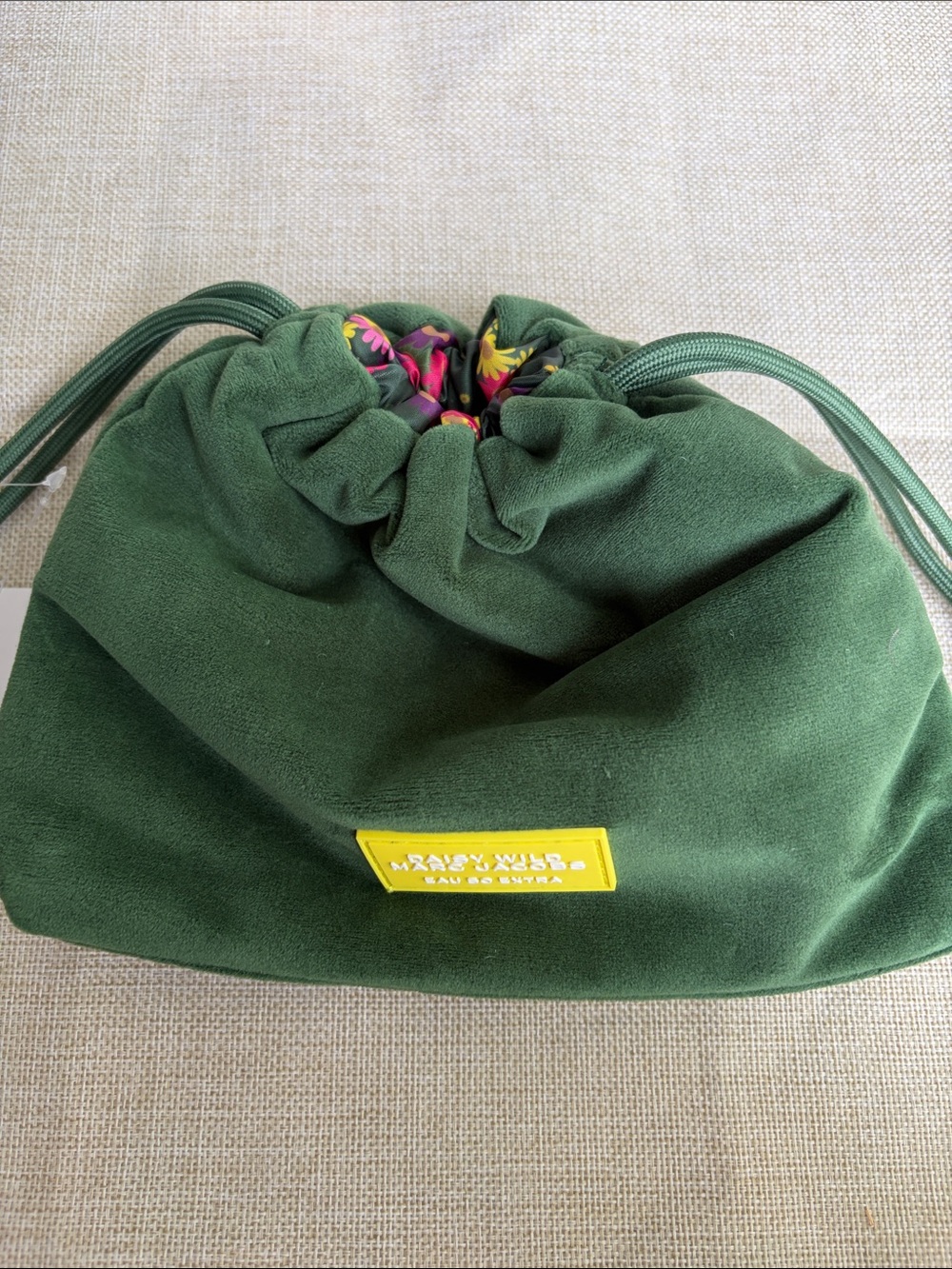 NWT Marc Jacobs Green Daisy Wild Pouch with Yellow Logo Cosmetic Pouch